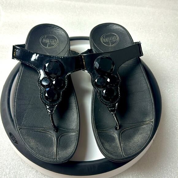 FitFlop Sandal Flip Flop 5 Women’s Black Jeweled Embellished Beach Pool Vacay - Picture 1 of 10